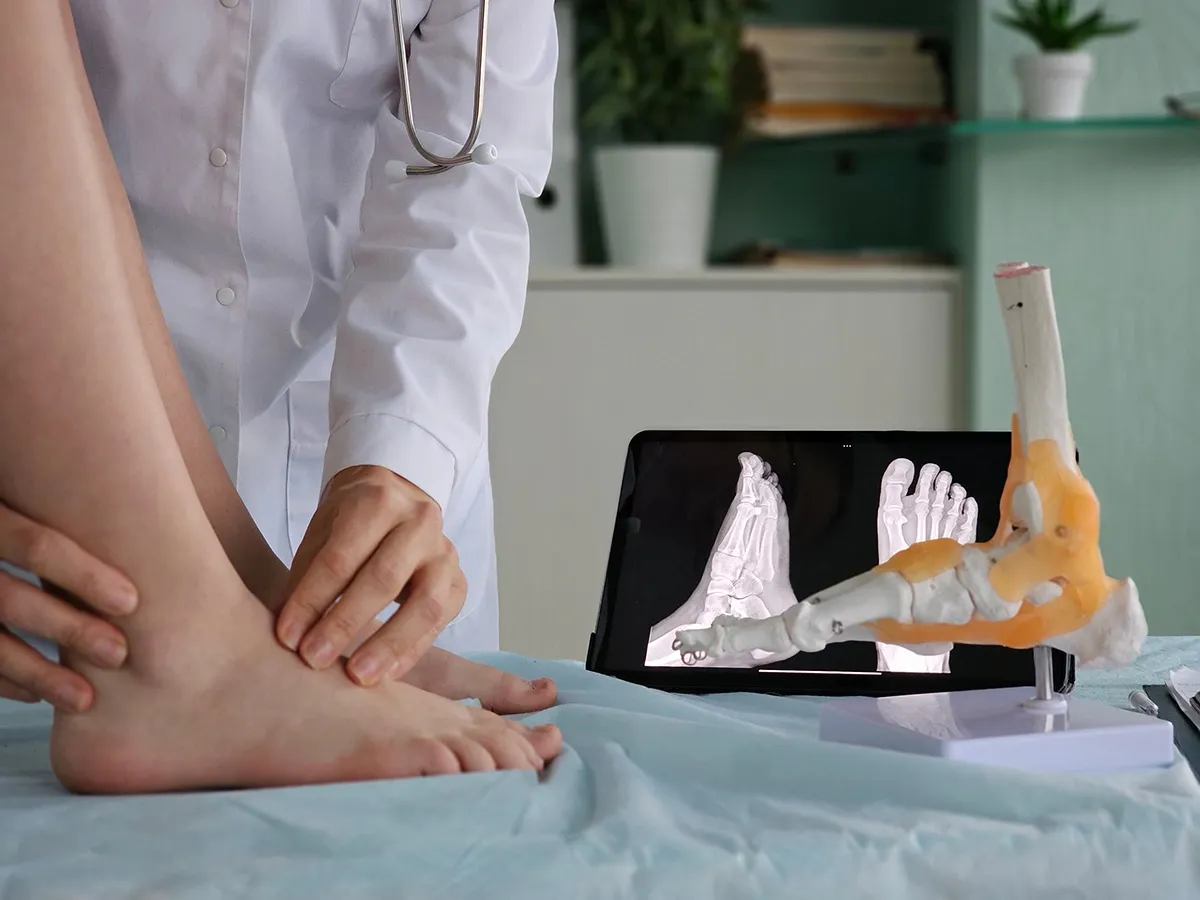 How are Flat Feet Diagnosed?