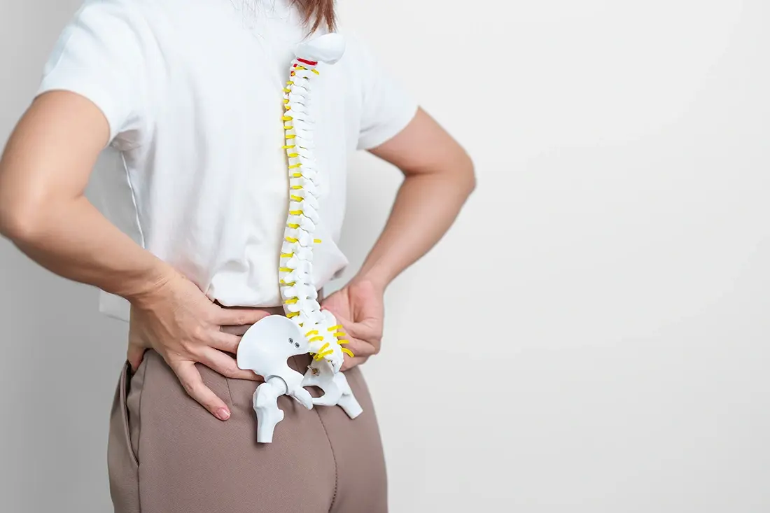 Degenerative Disc Disease: Symptoms, Causes and Treatments